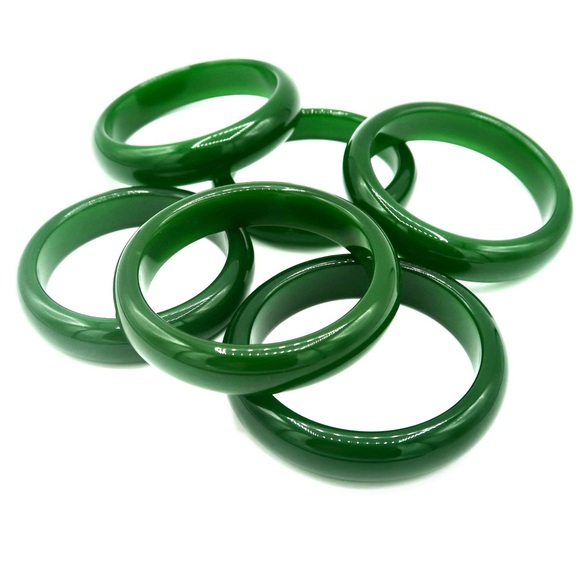 IMPERIAL JADE BANGLE (GRADE AAA) - Picture 4 of 5